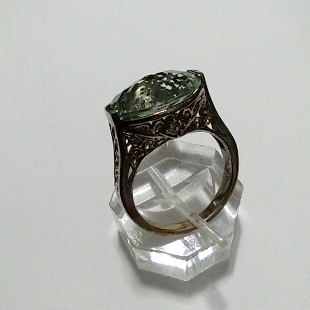 Prasiolite and Diamond Ring - Picture 7 of 8